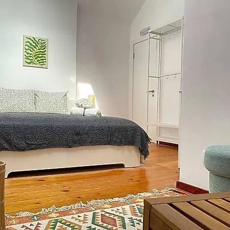 Terrace House Lizbona