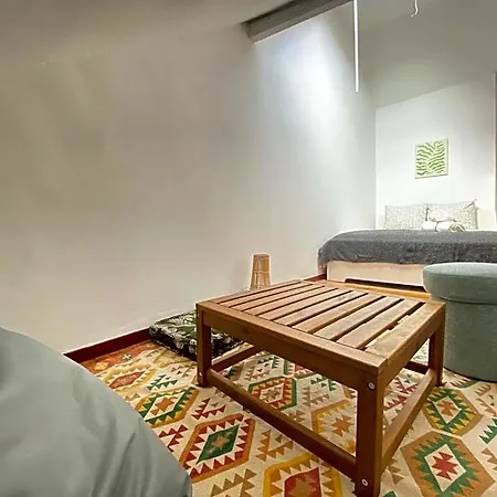 Terrace House Hotel *